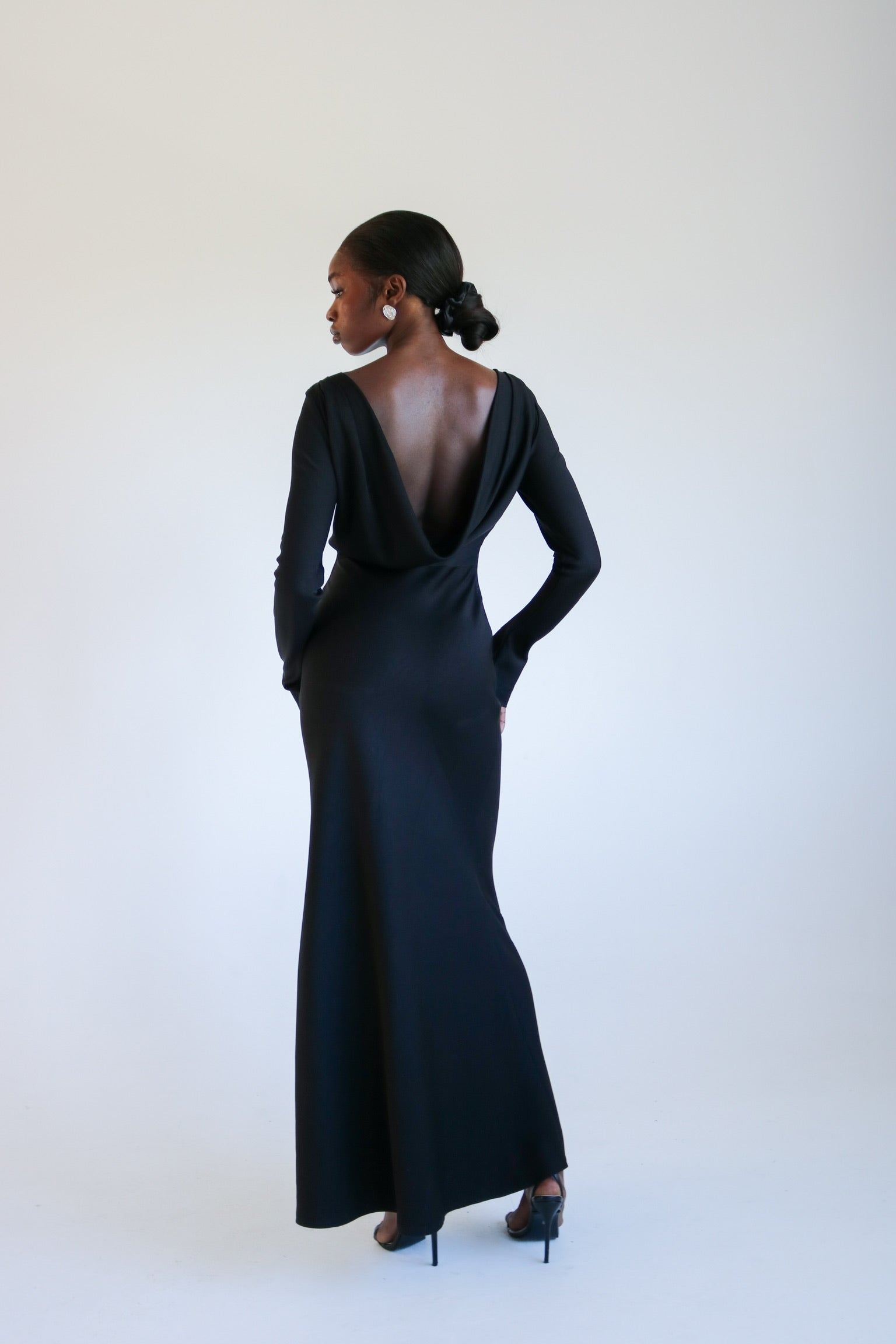 The Hadassah Gown (Black)