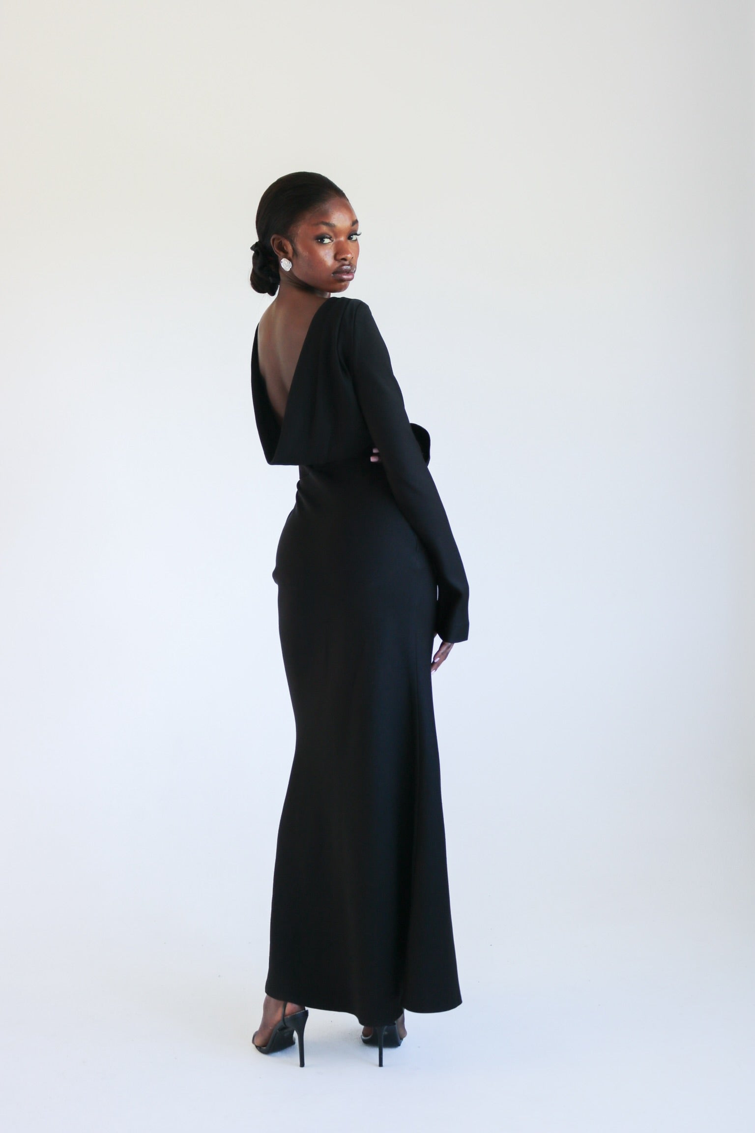 The Hadassah Gown (Black)