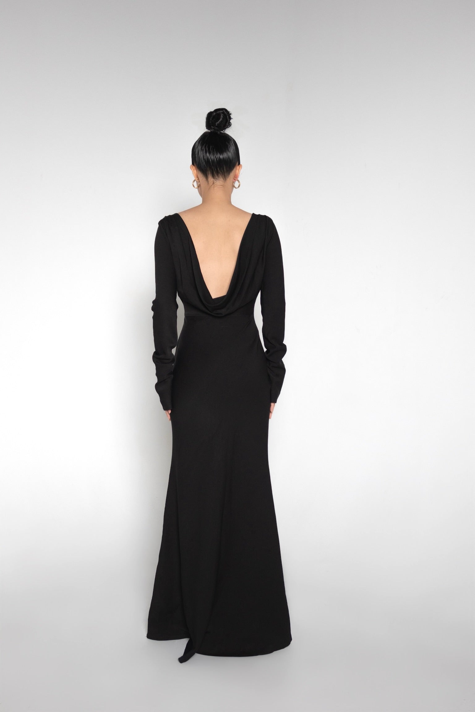 The Hadassah Gown (Black)